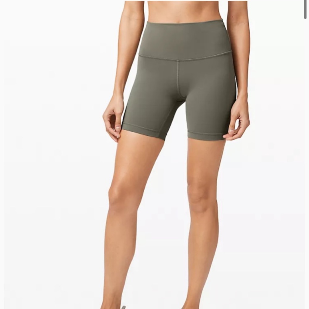Lululemon Wunder Train High Rise Short 6”